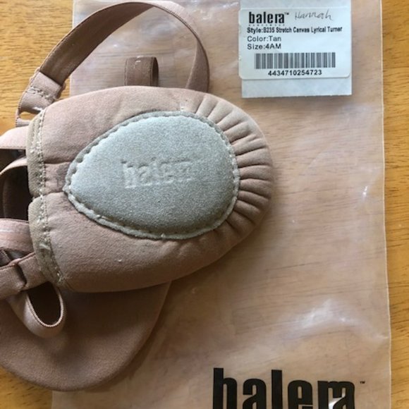 Balera Stretch Canvas Lyrical Turner Size 4AM - Picture 2 of 4